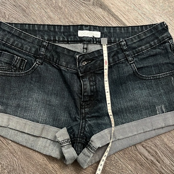 Rip Curl Jean shorts - Picture 4 of 4